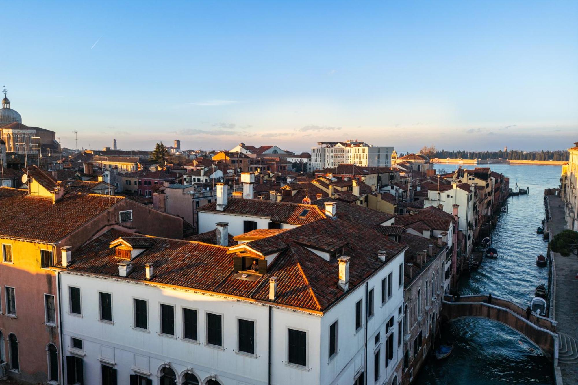 Santa Giustina Palace R&R เวนิส ภายนอก รูปภาพ