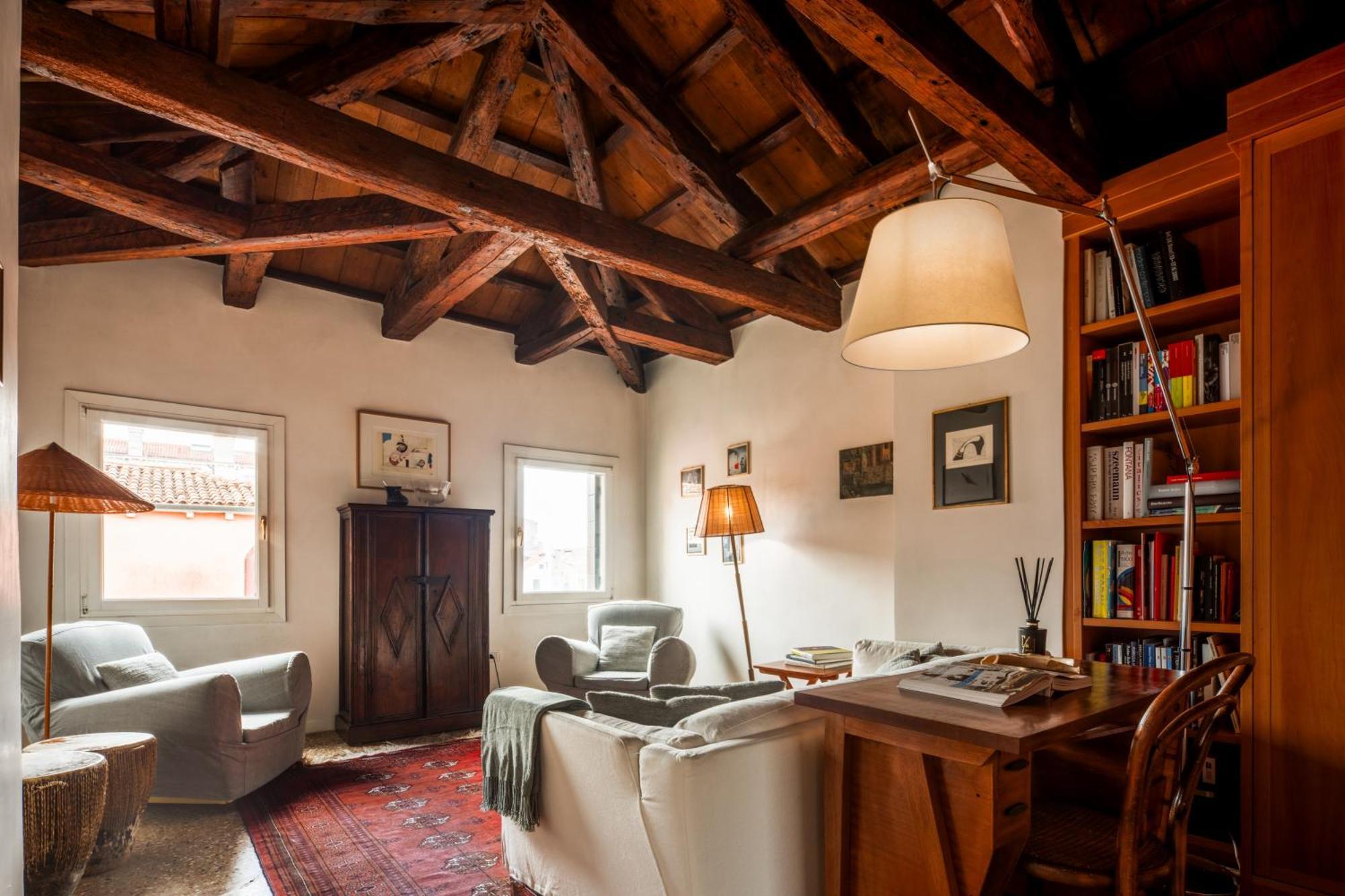 Santa Giustina Palace R&R เวนิส ภายนอก รูปภาพ