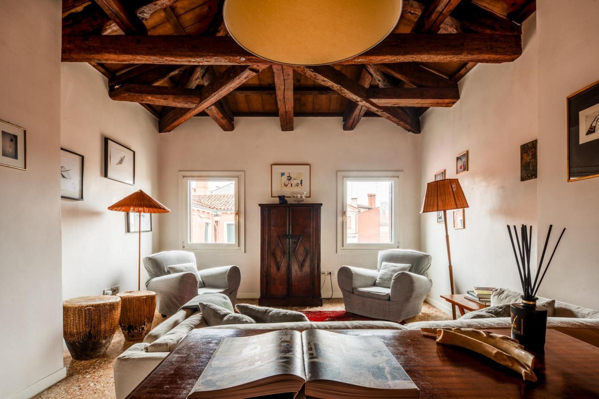 Santa Giustina Palace R&R เวนิส ภายนอก รูปภาพ